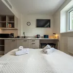 Ksiazka Do Poduszki - 250 Metrow Do Bulwarow Wislanych - Dream Apartment Ustron