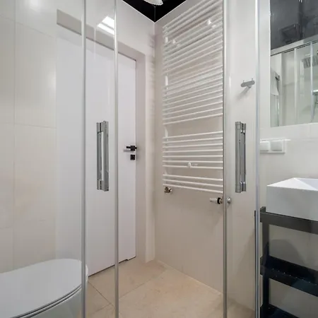 Książka Do Poduszki - 250 Metrów Do Bulwarów Wiślanych - Dream *