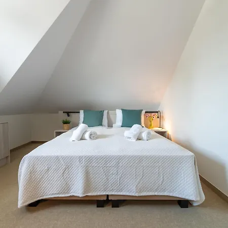 Апартаменты Ksiazka Do Poduszki - 250 Metrow Do Bulwarow Wislanych - Dream