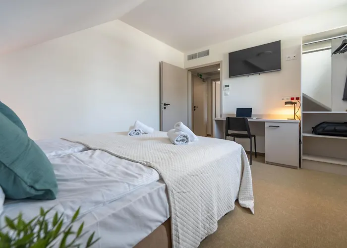 Ksiazka Do Poduszki - 250 Metrow Do Bulwarow Wislanych - Dream * Ustron